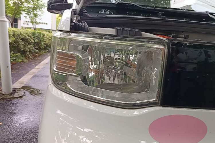 Used Wuling Hongguang MINIEV 2020 Zizai Version Lithium-NMC Right Front Headlight