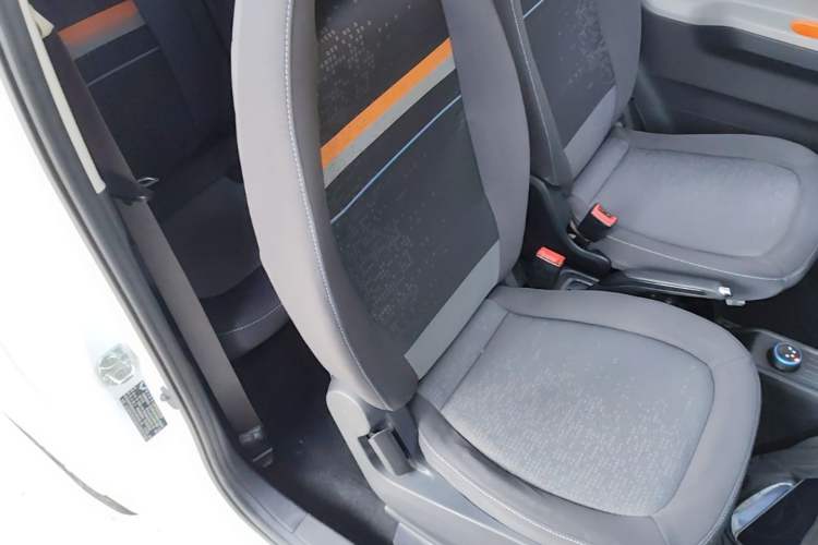 Used Wuling Hongguang MINIEV 2020 Freedom Version Lithium Iron Phosphate Right Front Seat