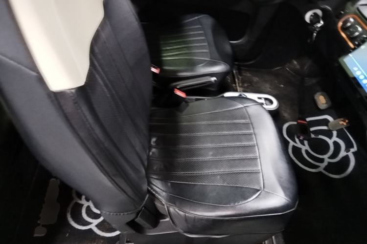 Used Wuling Hongguang MINIEV 2020 Easy Version Lithium-Ion Battery Right Front Seat