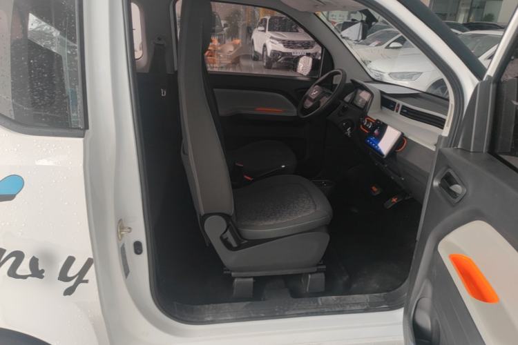 Used Wuling Hongguang MINIEV 2020 Zizai Version Lithium-NMC Right Front Seat