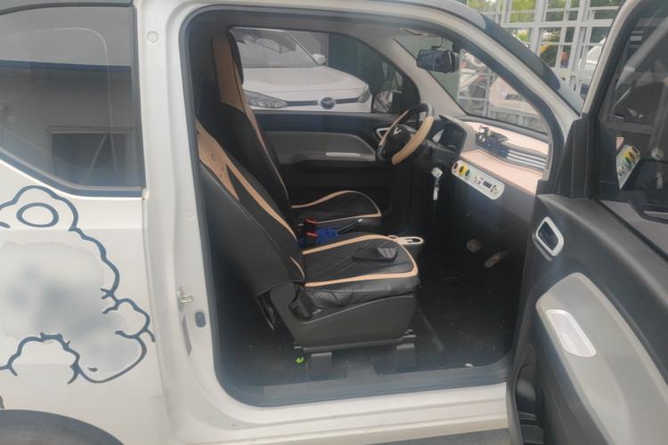 Used Wuling Hongguang MINIEV 2020 Freedom Version Lithium Iron Phosphate Right Front Seat