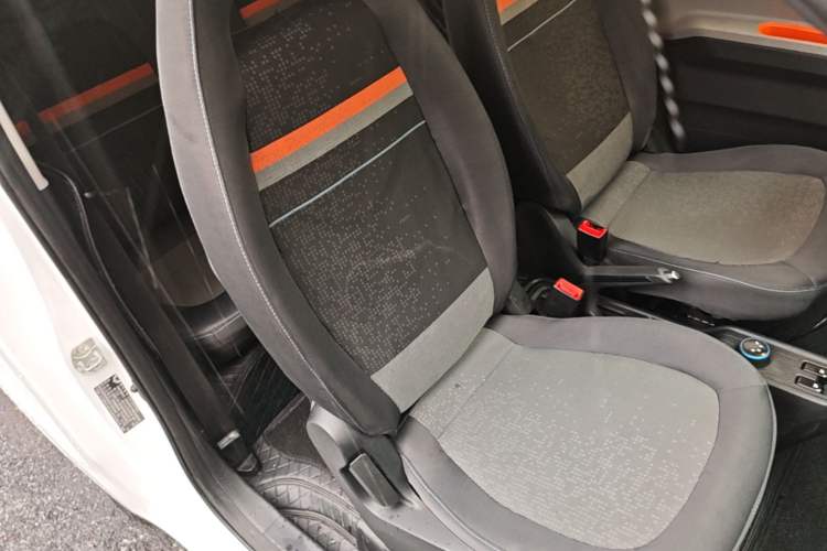 Used Wuling Hongguang MINIEV 2020 Freedom Version Lithium Iron Phosphate Right Front Seat
