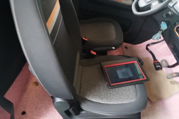 Used Wuling Hongguang MINIEV 2020 Easy Version Lithium-Ion Battery Right Front Seat