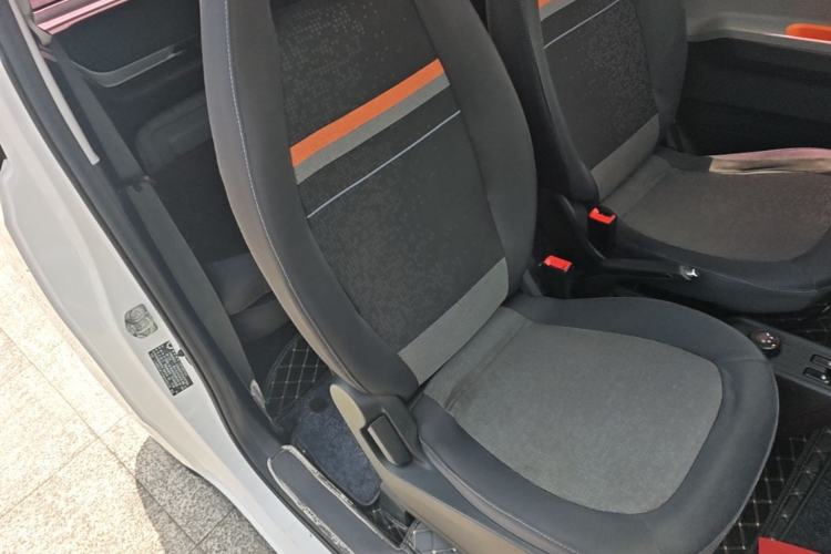 Used Wuling Hongguang MINIEV 2020 Freedom Version Lithium Iron Phosphate Right Front Seat