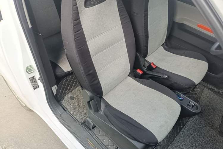 Used Wuling Hongguang MINIEV 2020 Enjoy Edition Lithium-Ion Battery Right Front Seat