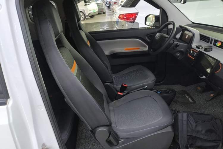 Used Wuling Hongguang MINIEV 2020 Enjoyment Model Lithium Iron Phosphate Right Front Seat