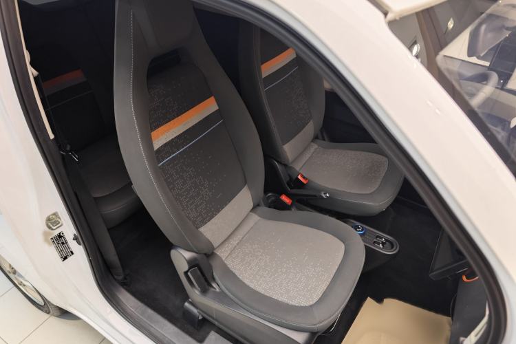 Used Wuling Hongguang MINIEV 2020 Enjoyment Model Lithium Iron Phosphate Right Front Seat