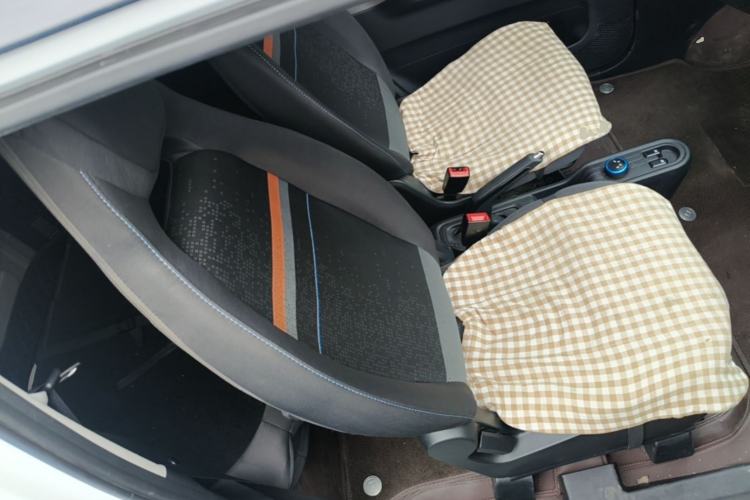 Used Wuling Hongguang MINIEV 2020 Enjoy Edition Lithium-Ion Battery Right Front Seat