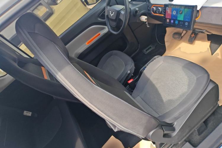 Used Wuling Hongguang MINIEV 2020 Freedom Version Lithium Iron Phosphate Right Front Seat