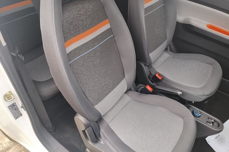 Used Wuling Hongguang MINIEV 2020 Enjoyment Model Lithium Iron Phosphate Right Front Seat