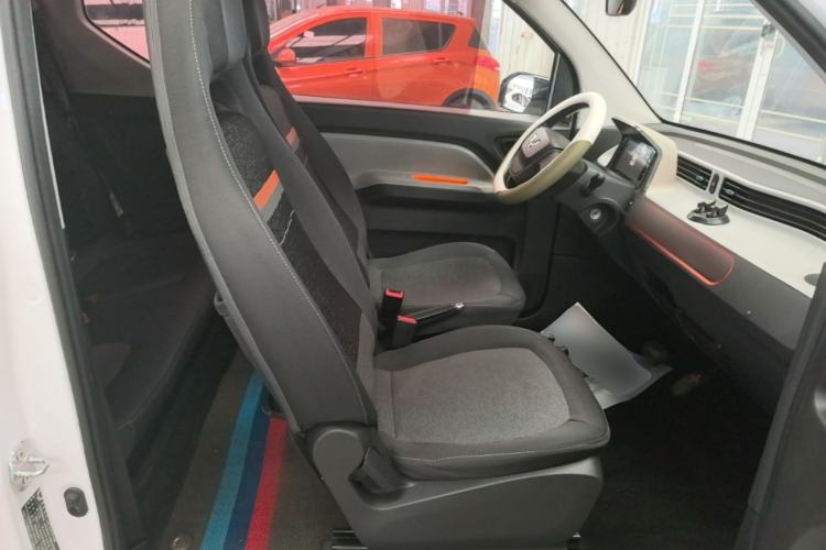 Used Wuling Hongguang MINIEV 2020 Enjoyment Model Lithium Iron Phosphate Right Front Seat