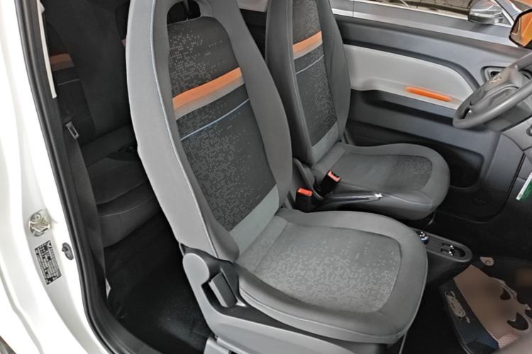 Used Wuling Hongguang MINIEV 2020 Zizai Version Lithium-NMC Right Front Seat