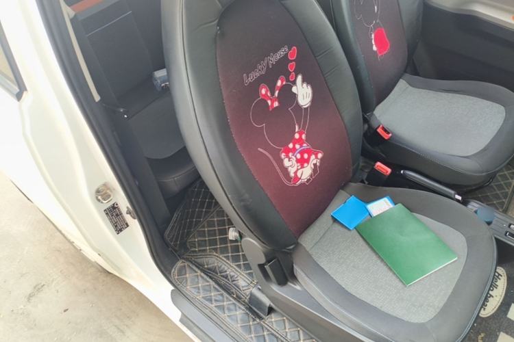 Used Wuling Hongguang MINIEV 2020 Enjoyment Model Lithium Iron Phosphate Right Front Seat