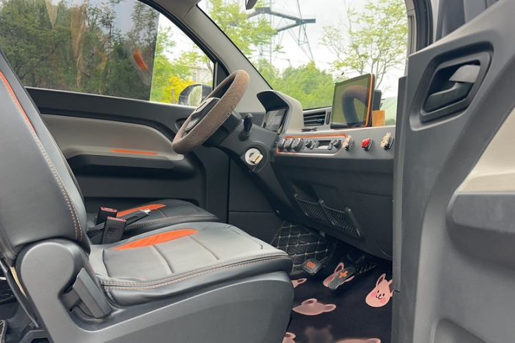 Used Wuling Hongguang MINIEV 2020 Zizai Version Lithium-NMC Right Front Seat
