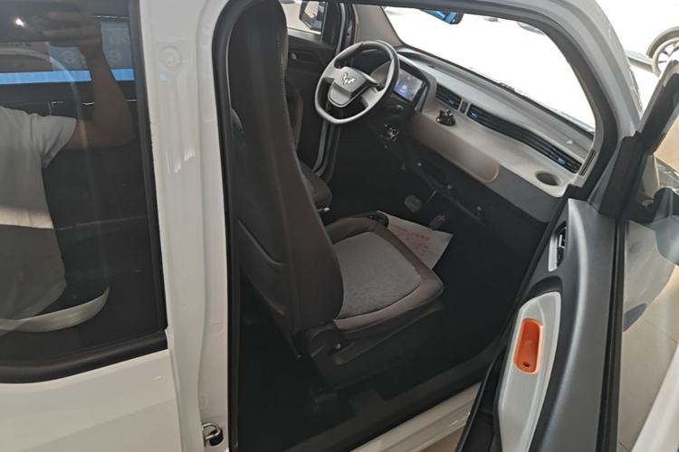 Used Wuling Hongguang MINIEV 2020 Enjoyment Model Lithium Iron Phosphate Right Front Seat