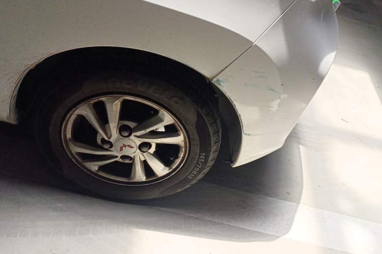 Used Wuling Hongguang MINIEV 2020 Freedom Version Lithium Iron Phosphate Right Front Wheel Hub