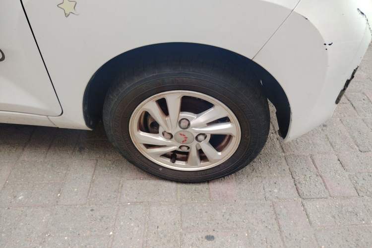 Used Wuling Hongguang MINIEV 2020 Enjoyment Model Lithium Iron Phosphate Right Front Wheel Hub