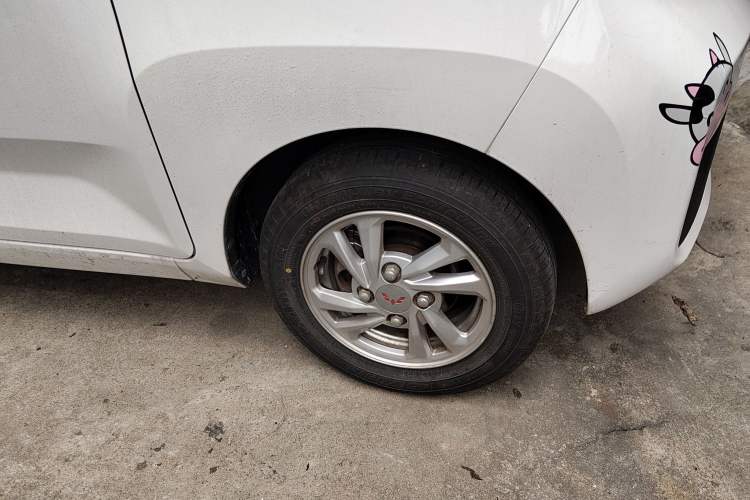 Used Wuling Hongguang MINIEV 2020 Freedom Version Lithium Iron Phosphate Right Front Wheel Hub