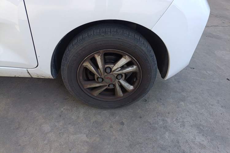 Used Wuling Hongguang MINIEV 2020 Enjoyment Model Lithium Iron Phosphate Right Front Wheel Hub