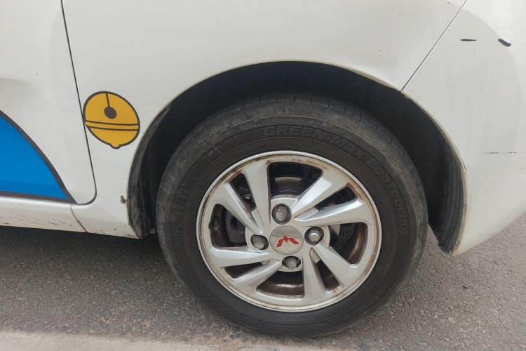 Used Wuling Hongguang MINIEV 2020 Enjoyment Model Lithium Iron Phosphate Right Front Wheel Hub