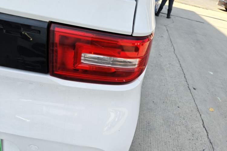 Used Wuling Hongguang MINIEV 2020 Enjoyment Model Lithium Iron Phosphate Right Rear Taillight