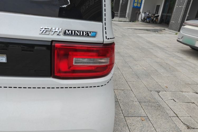 Used Wuling Hongguang MINIEV 2020 Enjoy Edition Lithium-Ion Battery Right Rear Taillight