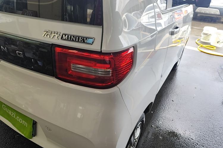 Used Wuling Hongguang MINIEV 2020 Lite Version Lithium Iron Phosphate Right Rear Taillight