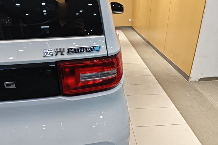 Used Wuling Hongguang MINIEV 2020 Enjoyment Model Lithium Iron Phosphate Right Rear Taillight