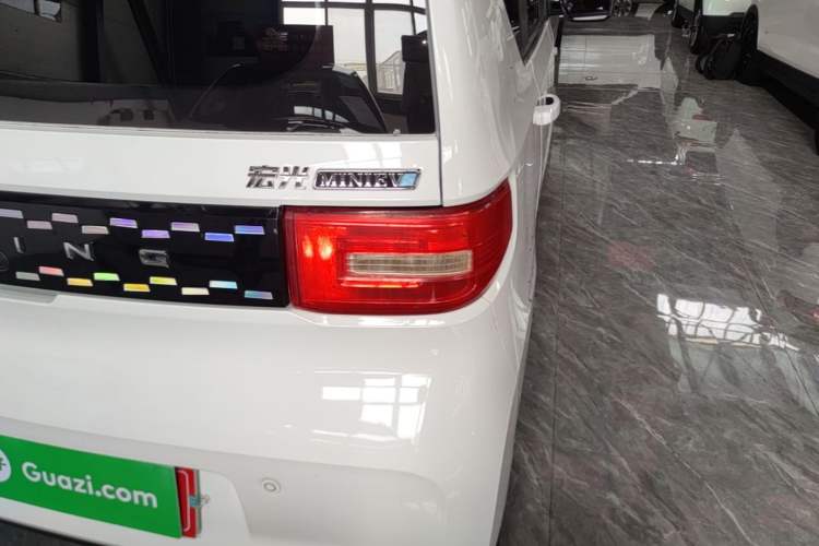 Used Wuling Hongguang MINIEV 2020 Zizai Version Lithium-NMC Right Rear Taillight