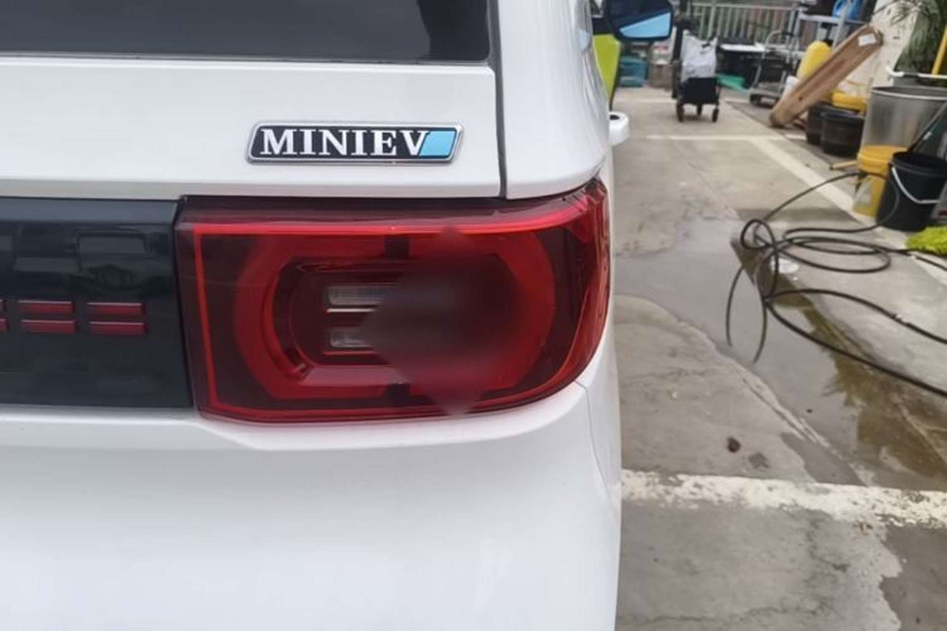 Used Wuling Hongguang MINIEV 2020 Zizai Version Lithium-NMC Right Rear Taillight