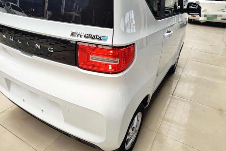 Used Wuling Hongguang MINIEV 2020 Freedom Version Lithium Iron Phosphate Right Rear Taillight