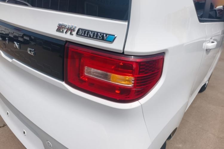 Used Wuling Hongguang MINIEV 2020 Enjoy Edition Lithium-Ion Battery Right Rear Taillight