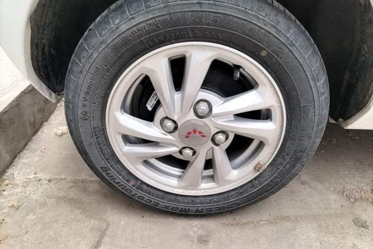 Used Wuling Hongguang MINIEV 2020 Enjoyment Model Lithium Iron Phosphate Right Rear Wheel Hub