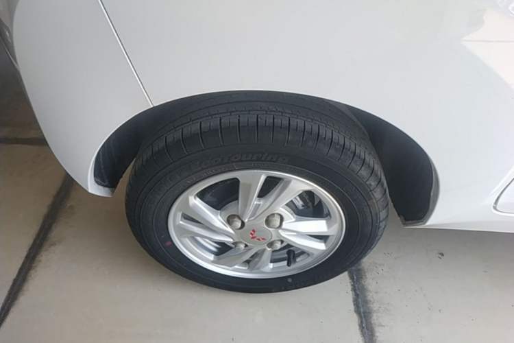 Used Wuling Hongguang MINIEV 2020 Enjoyment Model Lithium Iron Phosphate Right Rear Wheel Hub