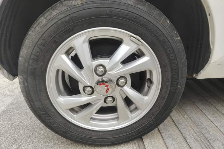 Used Wuling Hongguang MINIEV 2020 Enjoyment Model Lithium Iron Phosphate Right Rear Wheel Hub