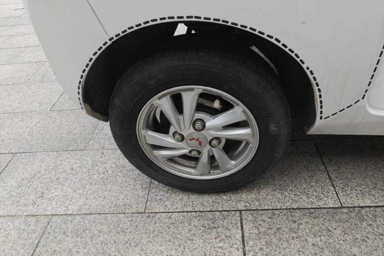 Used Wuling Hongguang MINIEV 2020 Enjoy Edition Lithium-Ion Battery Right Rear Wheel Hub