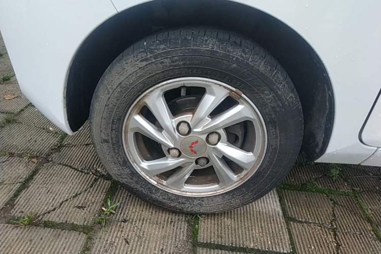 Used Wuling Hongguang MINIEV 2020 Freedom Version Lithium Iron Phosphate Right Rear Wheel Hub