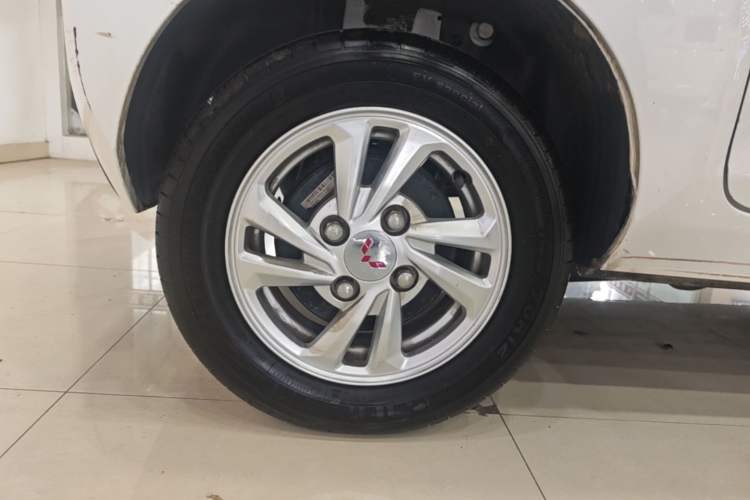 Used Wuling Hongguang MINIEV 2020 Enjoyment Model Lithium Iron Phosphate Right Rear Wheel Hub