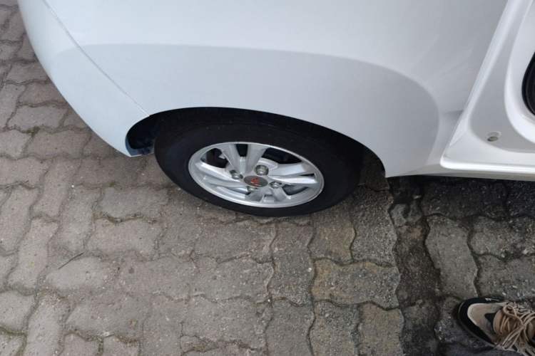 Used Wuling Hongguang MINIEV 2020 Enjoyment Model Lithium Iron Phosphate Right Rear Wheel Hub