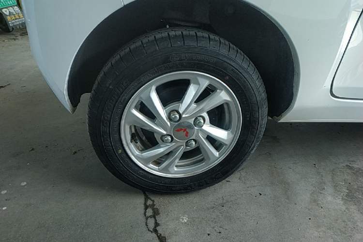 Used Wuling Hongguang MINIEV 2020 Enjoyment Model Lithium Iron Phosphate Right Rear Wheel Hub