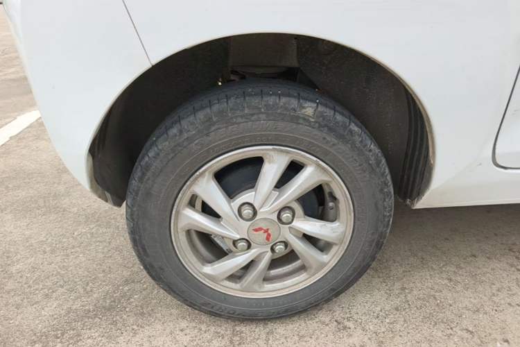 Used Wuling Hongguang MINIEV 2020 Freedom Version Lithium Iron Phosphate Right Rear Wheel Hub