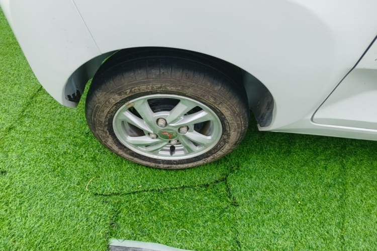 Used Wuling Hongguang MINIEV 2020 Enjoyment Model Lithium Iron Phosphate Right Rear Wheel Hub