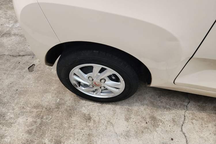 Used Wuling Hongguang MINIEV 2020 Enjoyment Model Lithium Iron Phosphate Right Rear Wheel Hub