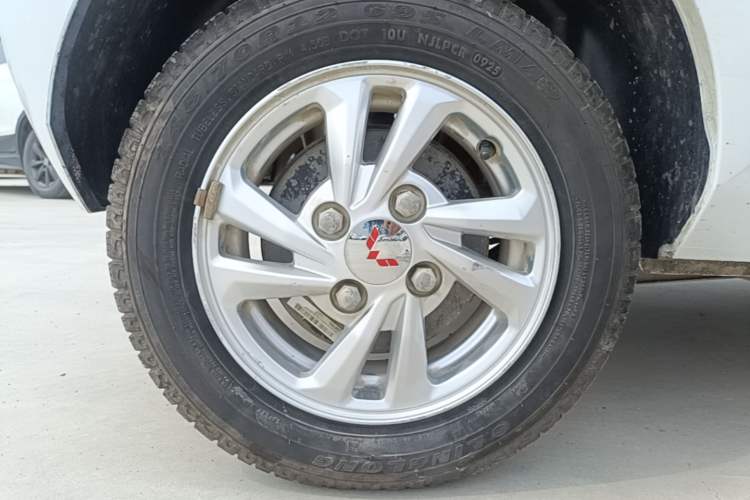 Used Wuling Hongguang MINIEV 2020 Enjoyment Model Lithium Iron Phosphate Right Rear Wheel Hub