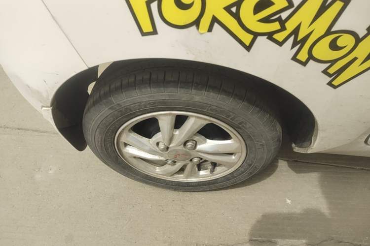 Used Wuling Hongguang MINIEV 2020 Zizai Version Lithium-NMC Right Rear Wheel Hub