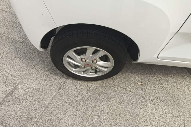 Used Wuling Hongguang MINIEV 2020 Enjoyment Model Lithium Iron Phosphate Right Rear Wheel Hub