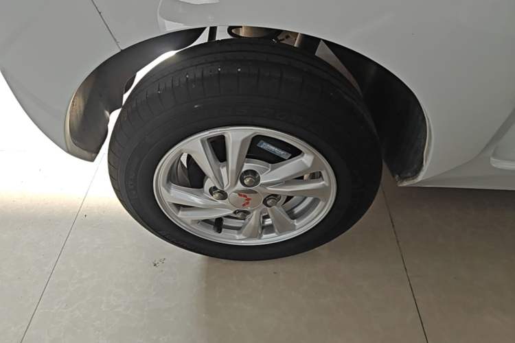 Used Wuling Hongguang MINIEV 2020 Enjoyment Model Lithium Iron Phosphate Right Rear Wheel Hub