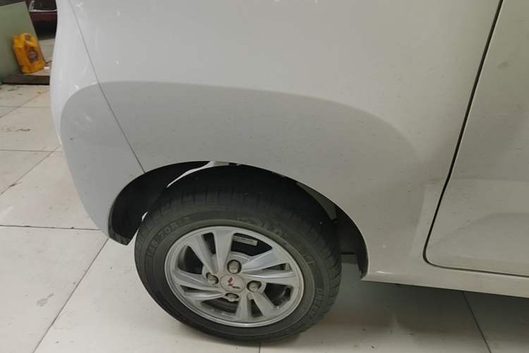 Used Wuling Hongguang MINIEV 2020 Freedom Version Lithium Iron Phosphate Right Rear Wheel Hub