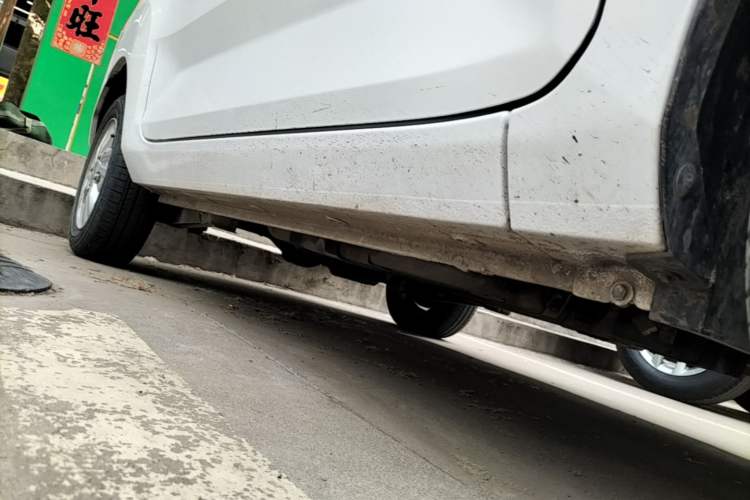 Used Wuling Hongguang MINIEV 2020 Enjoyment Model Lithium Iron Phosphate Right Side Sill