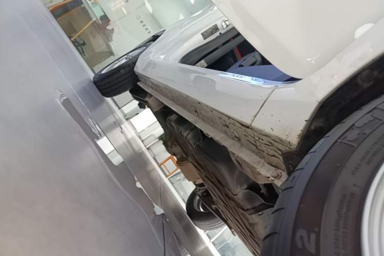 Used Wuling Hongguang MINIEV 2020 Enjoyment Model Lithium Iron Phosphate Right Side Sill